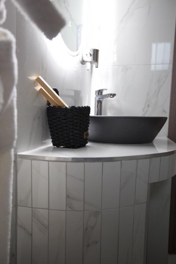Odi Artspitality Apartment โวโลส ภายนอก รูปภาพ